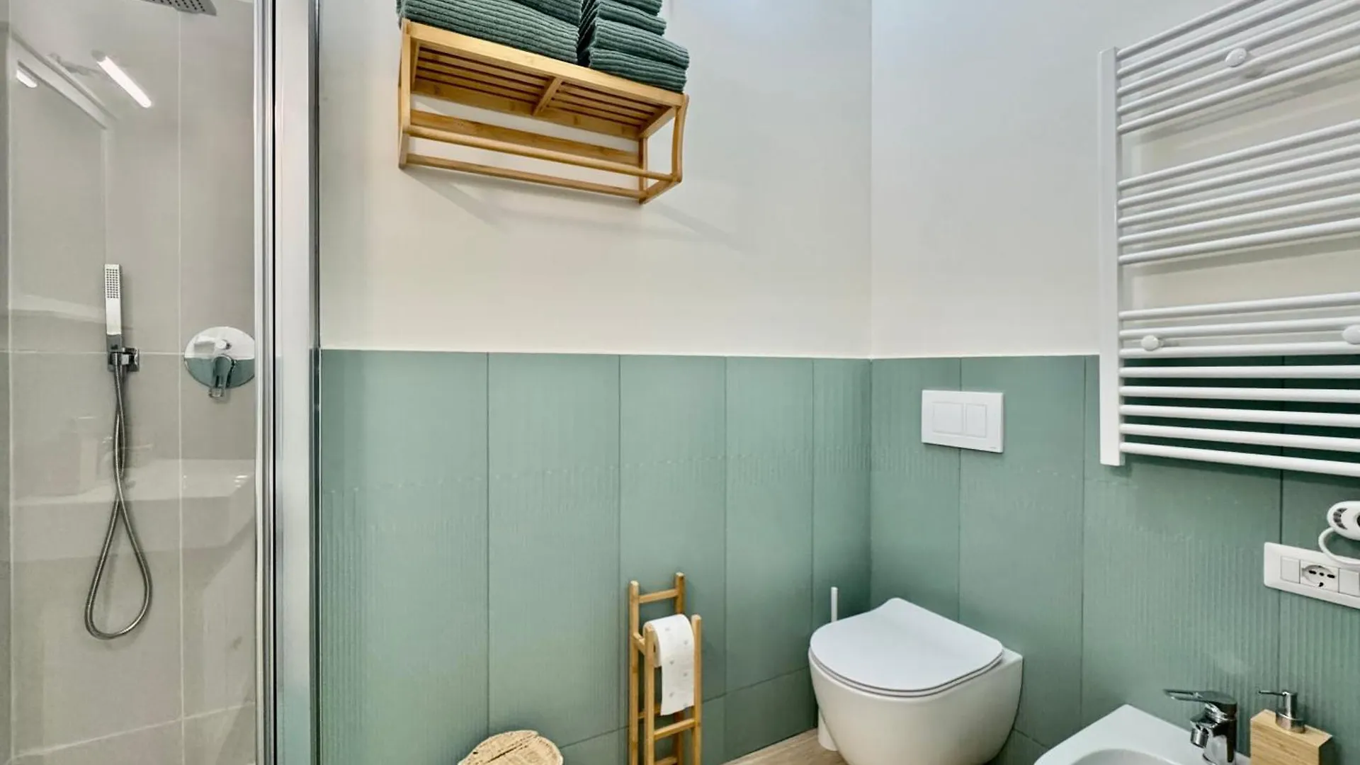 Spacious Apartment Near San Siro ミラノ 0*,  イタリア